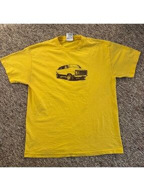 Five Crown Yellow Van Graphic T-Shirt Size Large